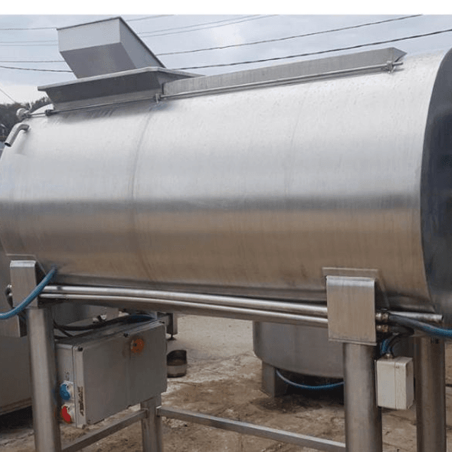 Машина для подогрева и промывки шпика Velati