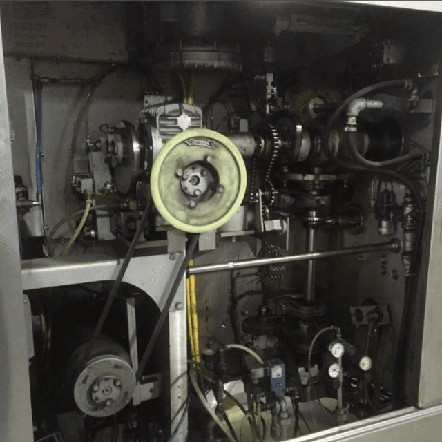 Элопак P-S30 пюр пак с пробкой.