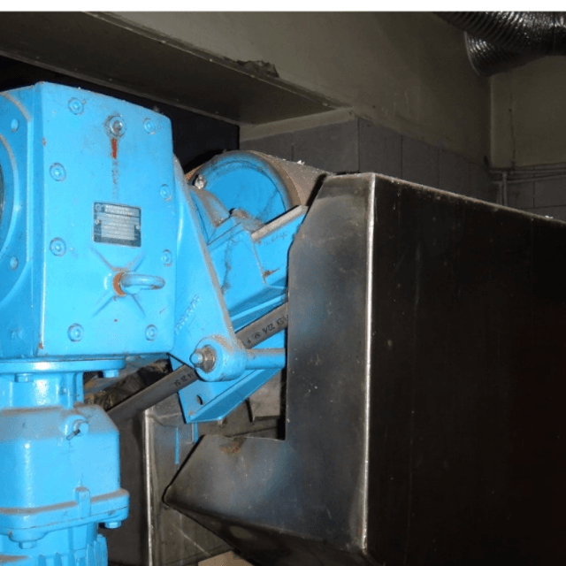 Машина очистки сточных вод