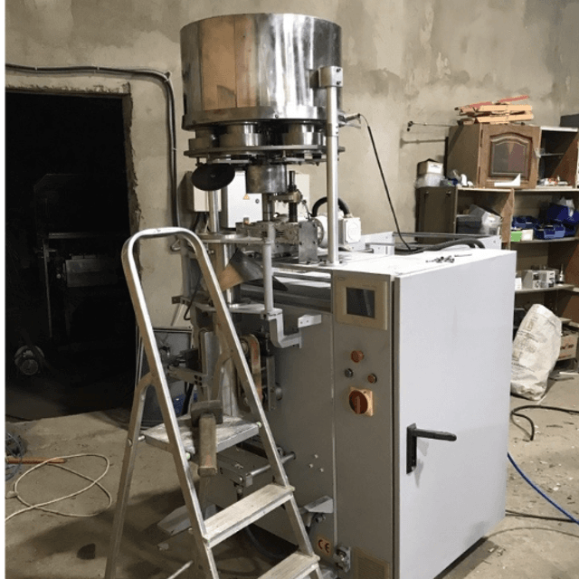 Фасовочный автомат сыпучих ADD-400 инв.7002