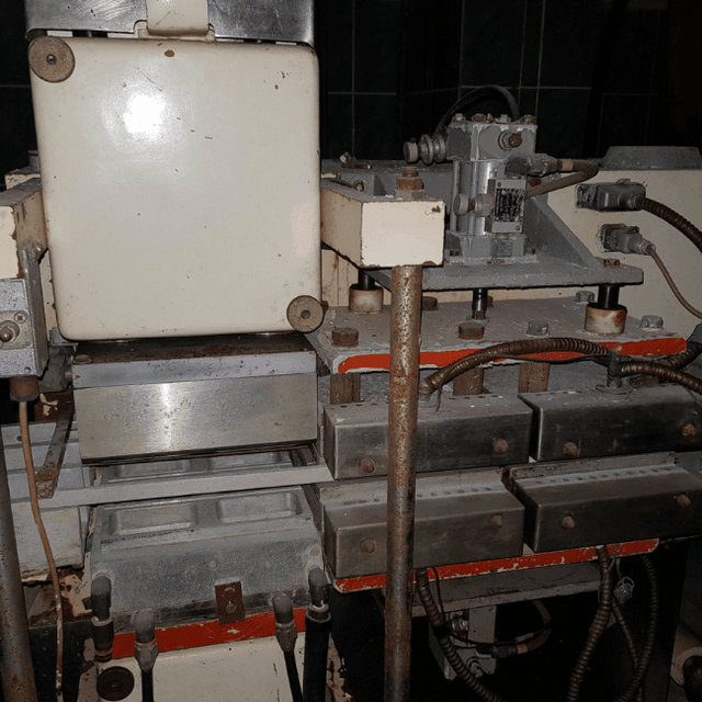 Фасовщик плавленого сыра в ванночки  инв.1705