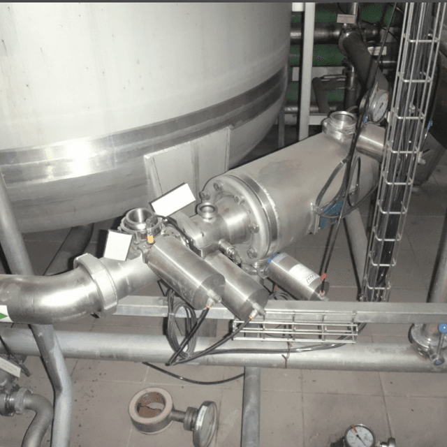 Емкость напорная нерж. 12 кубов