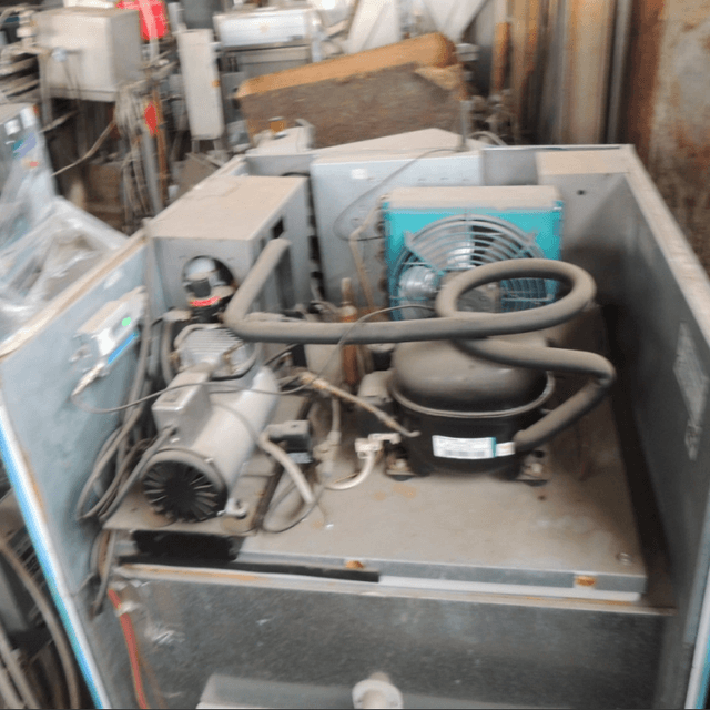 Молокомат с автоматом выдачи бутылок инв.5820