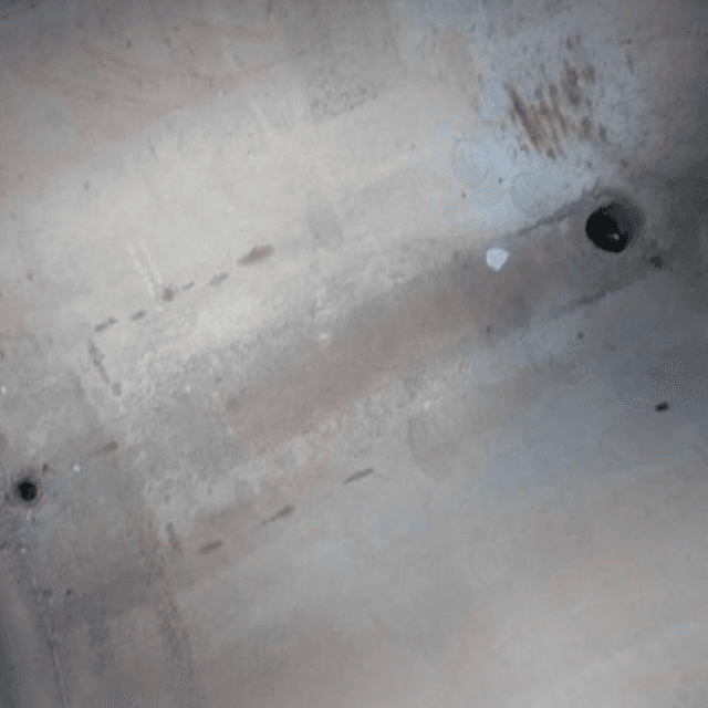 Емкость 1,2 куб.м. горизонтальная. Толщина стенки 3мм.