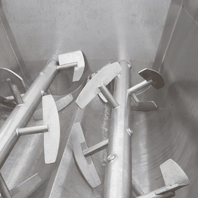 Фарш-мешалка волчек Velati TAM 180 700, объем чаши 700 литров