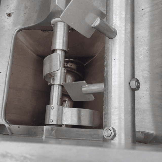 Фарш-мешалка волчек Velati TAM 180 700, объем чаши 700 литров