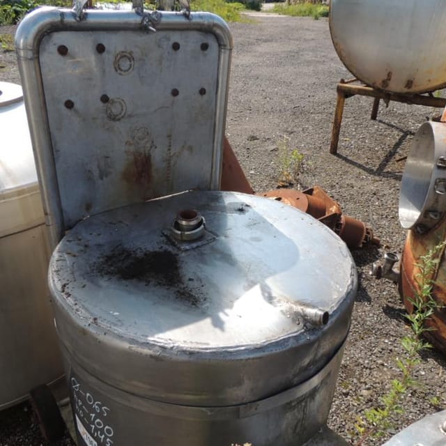 Емкость 330л одностенная инв.7968