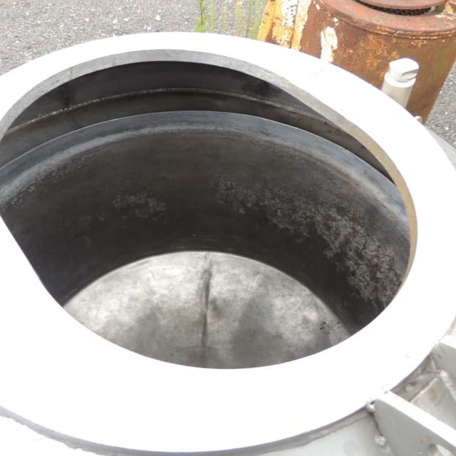 Емкость 400л с рубашкой инв.7994