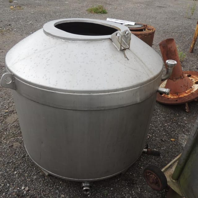 Емкость 400л с рубашкой инв.7994