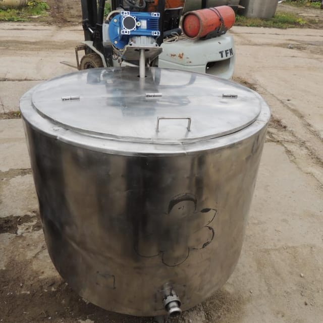 Емкость ВН 600 инв.7947