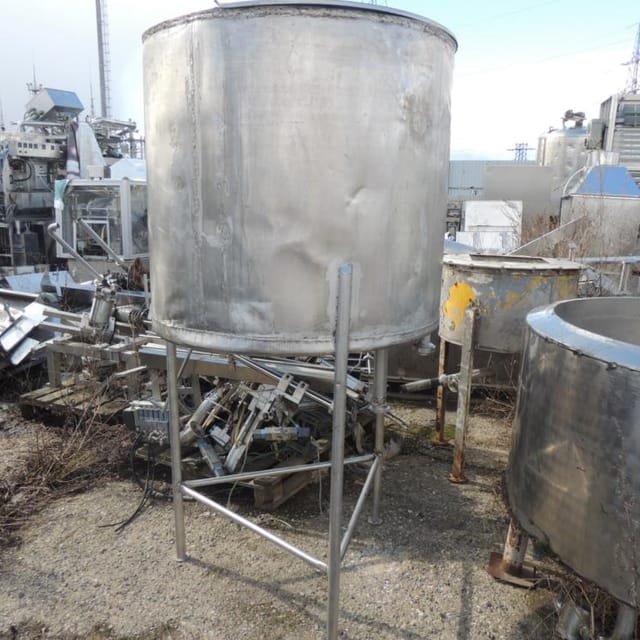 Одностенная 600л .на ножках инв.226