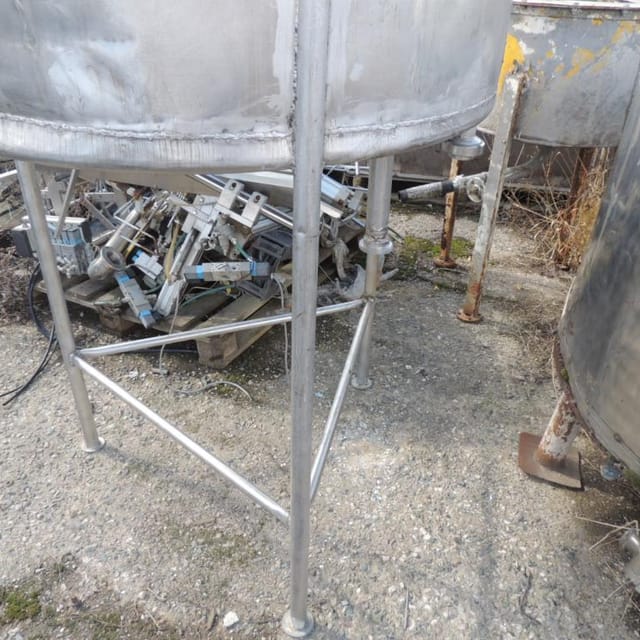 Одностенная 600л .на ножках инв.226