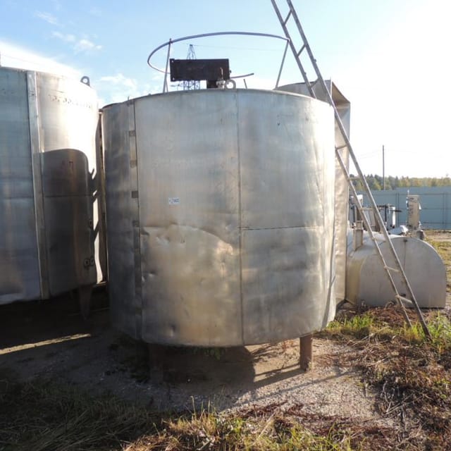 Емкость 6,3м3 с черной рубашкой инв.3622