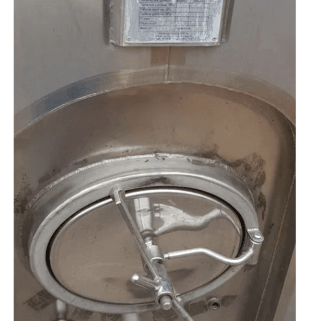 Емкость 25 кубов нерж