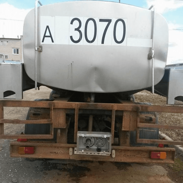 Цистерна 16м3 4-х секционная на раме