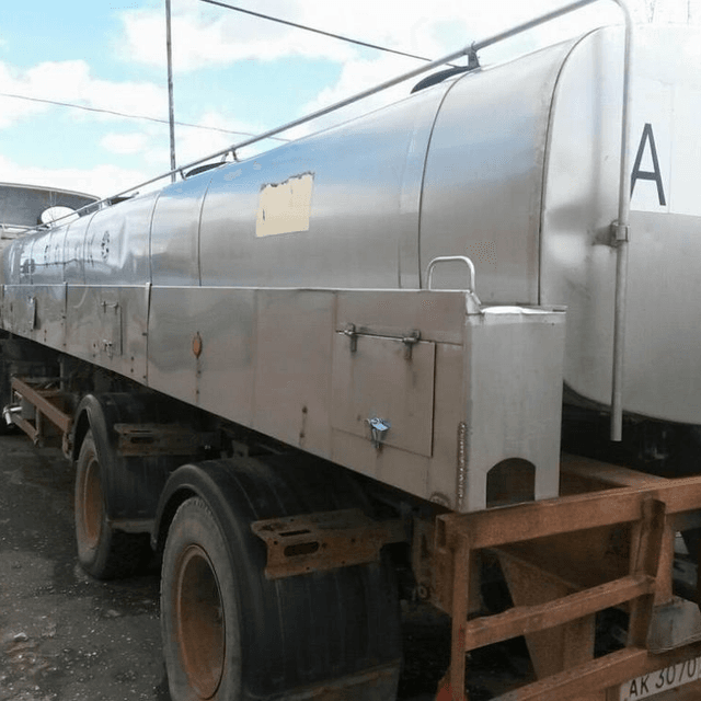 Цистерна 16м3 4-х секционная на раме