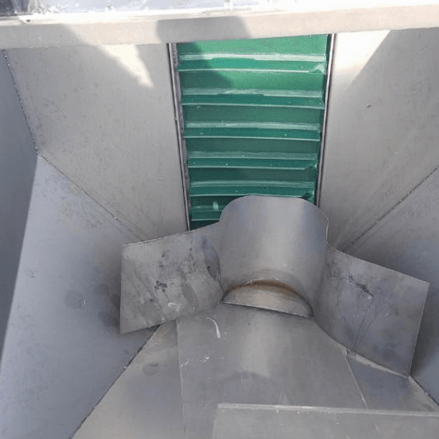 Элеватор подачи пробки пробки в бункер ориентатора, высота подъема 3 метра