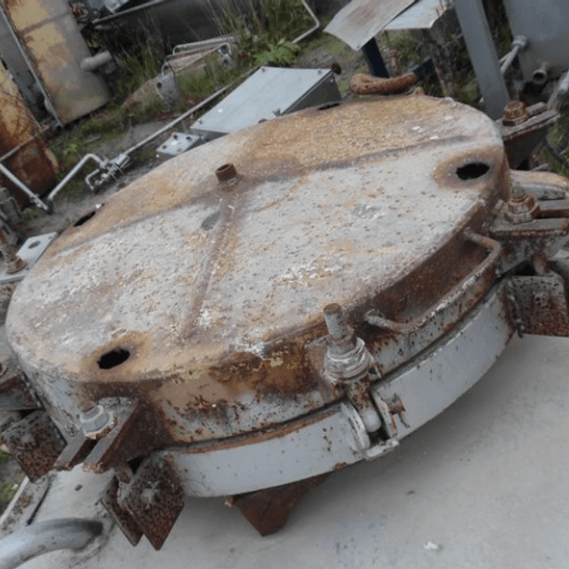 Емкость 2 куб.м. вертикальная, овальная