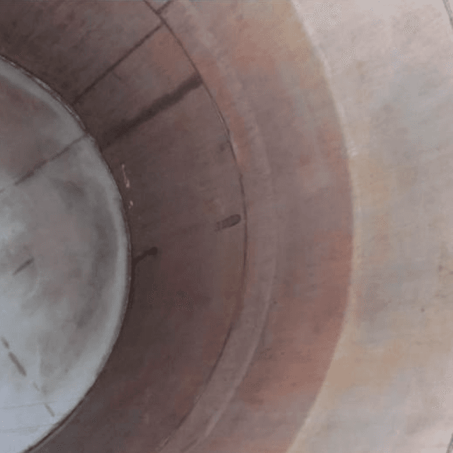 Емкость 8 куб.м.  плоское дно.