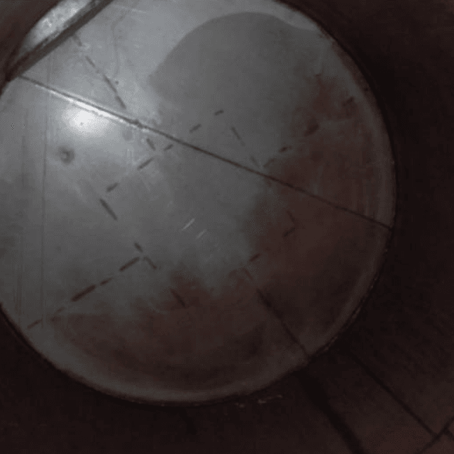 Емкость 8 куб.м.  плоское дно.