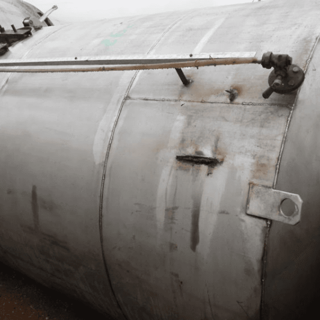 Емкость 8 куб.м.  плоское дно.