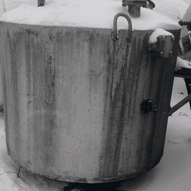 Стальная 2 куб.м вертикальная