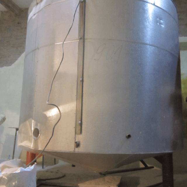 Бойлер стальной 3,9 куб.м.