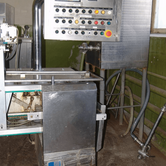 Автомат для фасовки мороженого  Tetra Laval Food FM 600 инв.5823