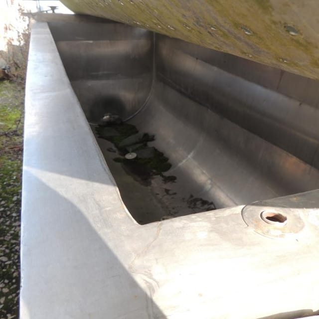 Ванна 1800л .с рубашкой инв.3552