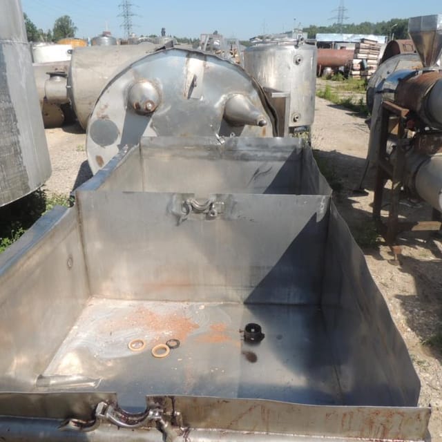 Ванна двухсекционная 1000л инв.7825