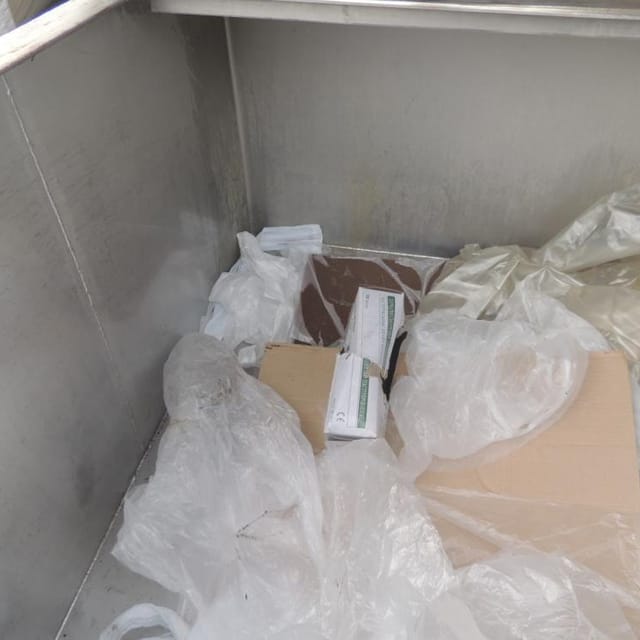 Бак квадратный 1000л инв.3407