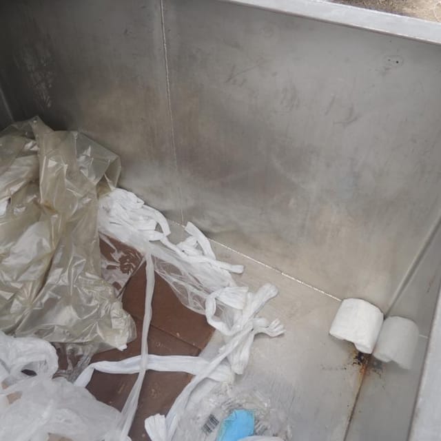 Бак квадратный 1000л инв.3407