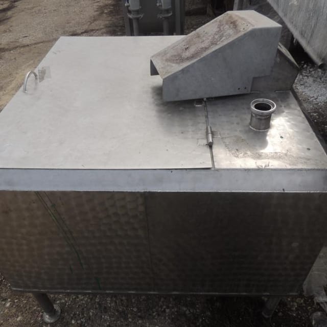 Бак квадратный 1000л инв.3407