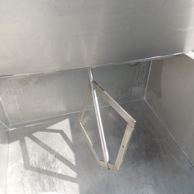 Бак квадратный 1000л с мешалкой инв.5685