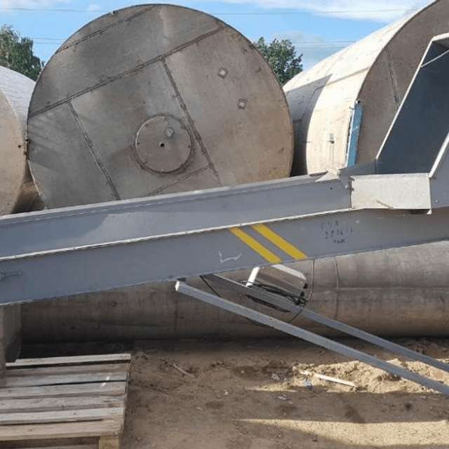 Элеватор подачи пробки пробки в бункер ориентатора, высота подъема 2,7 метра