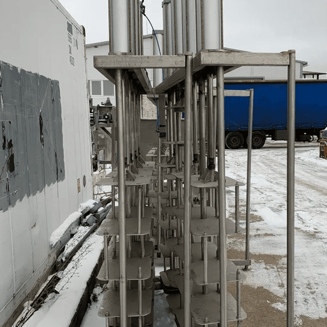 Пресс сырный Е8-ОПГ 24 головки площадки из нерж инв.9803