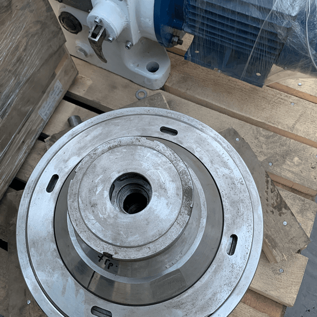 Сепаратор-молокочиститель марки А1-ОЦМ-5 инв.4355