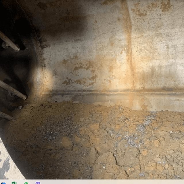 Емкость 2,5 куба инв.4463