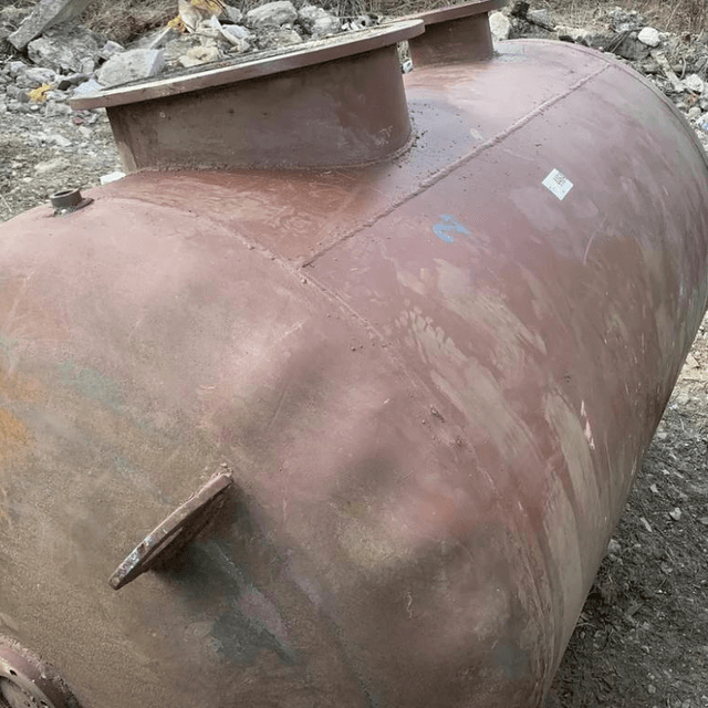 Емкость 2500л инв.4464