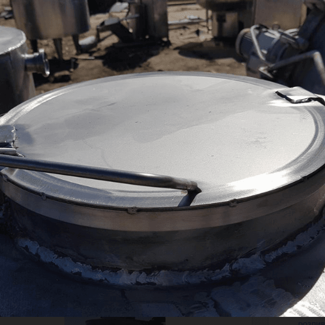 Емкости с конусом 0,3 куб.м,