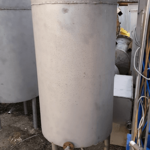 Емкости 0,3 куб.м.