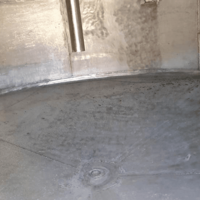 Объем 8 куб.м., с рубашкой, термоизоляцией