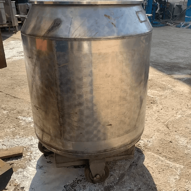 Емкость  1м3 инв.4450