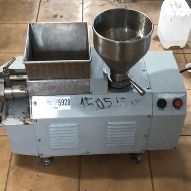 Многофункциональный аппарат кухонный мак-1 инв.5920