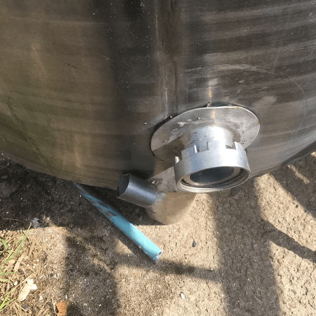 Емкость 300л инв.7423