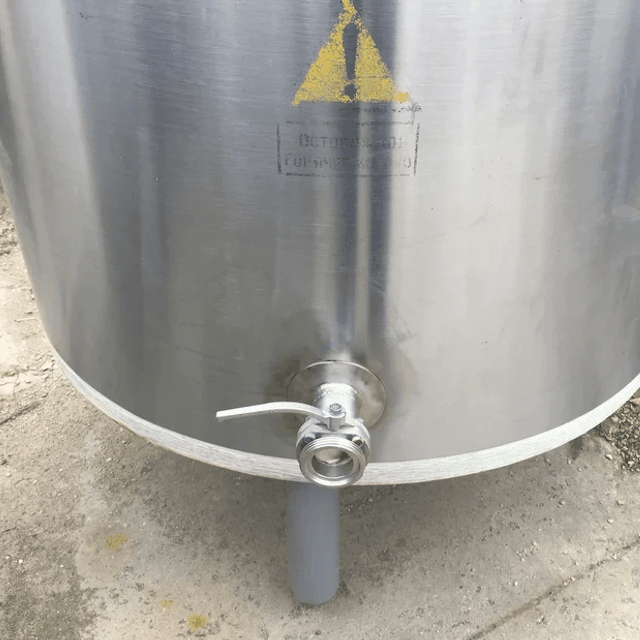 Емкость ОЗУ 630л инв.6221