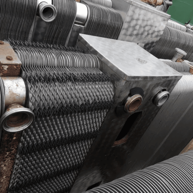 Теплообменник пластинчатый 10т, 4х секционный  инв.3621