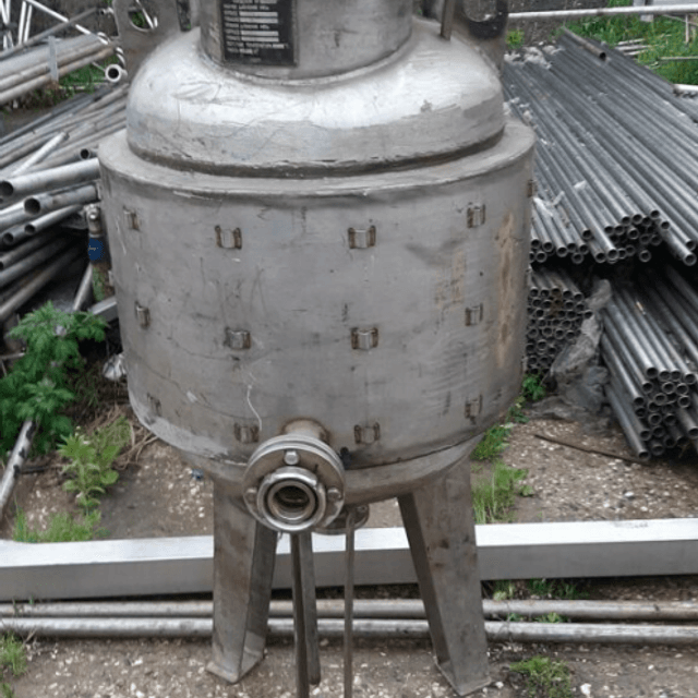 Емкости толстостенные 0,2 куб. м.