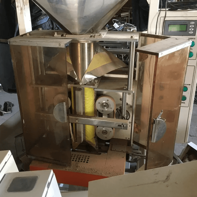 Фасовочный автомат РТ-УМ-21, труба 100мм инв.6839