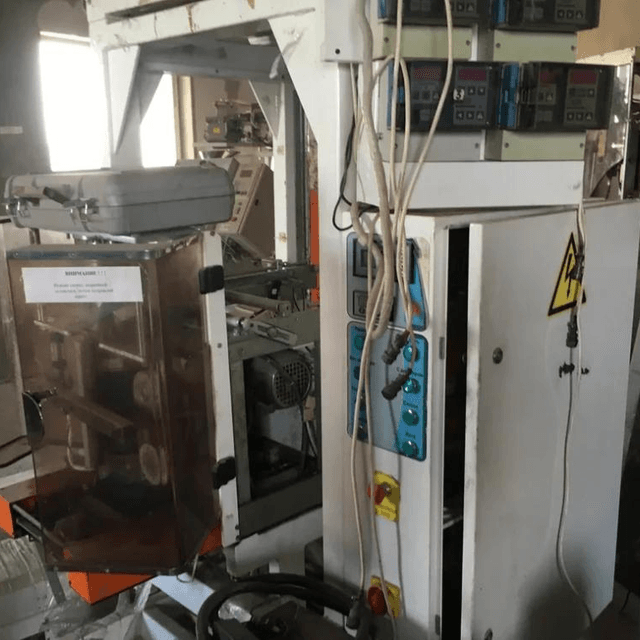 Фасовочный автомат РТ-УМ-24 инв.6818